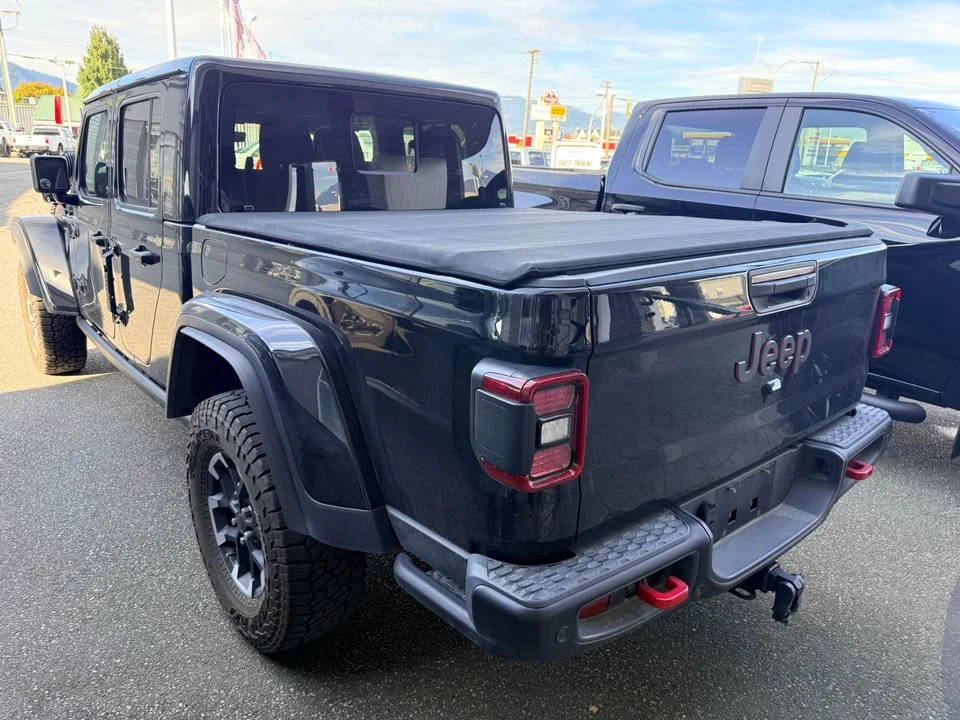 2026 Jeep JT Gladiator - Image 2 of 2