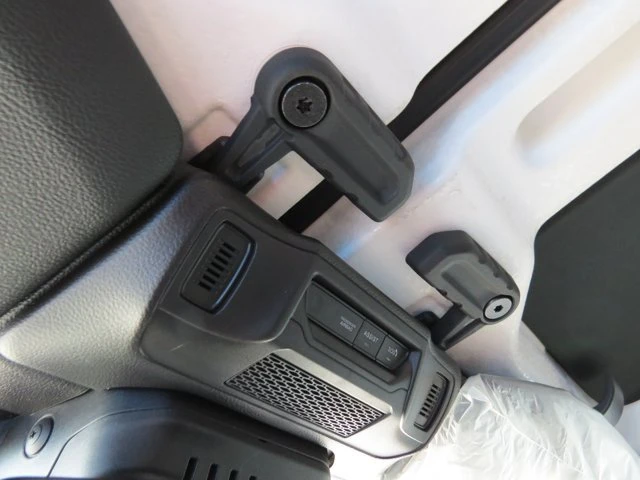 2026 Jeep JT Gladiator - Image 14 of 20