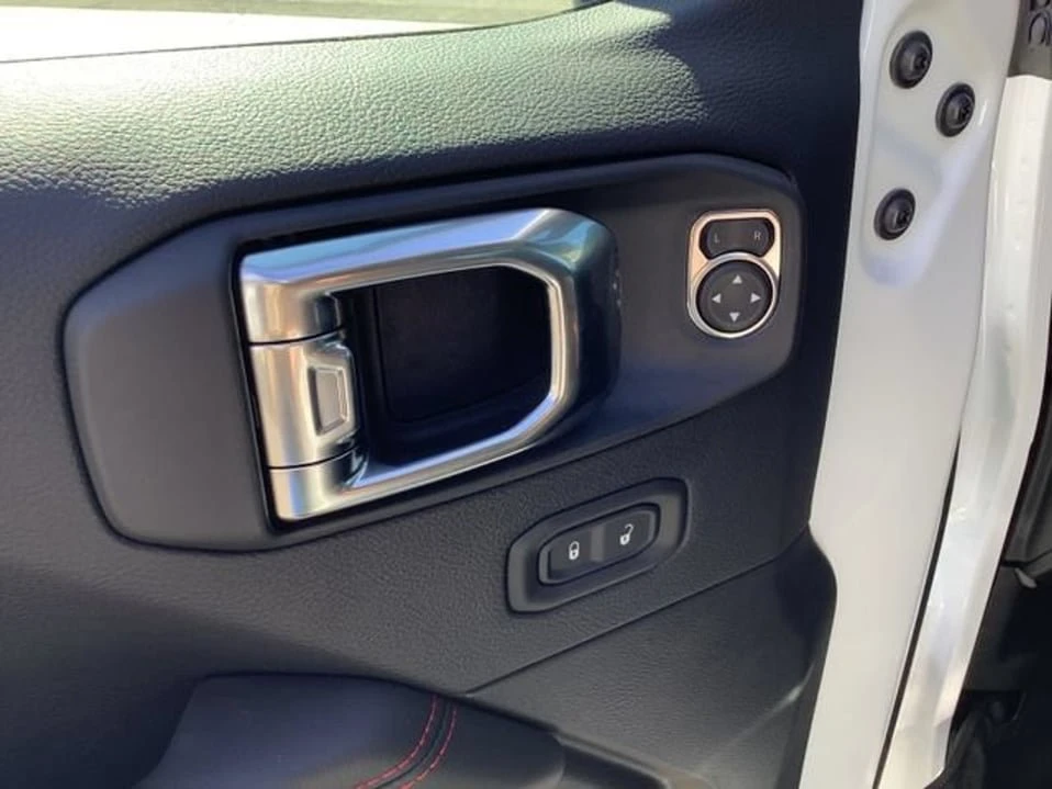 2026 Jeep JT Gladiator - Image 8 of 9