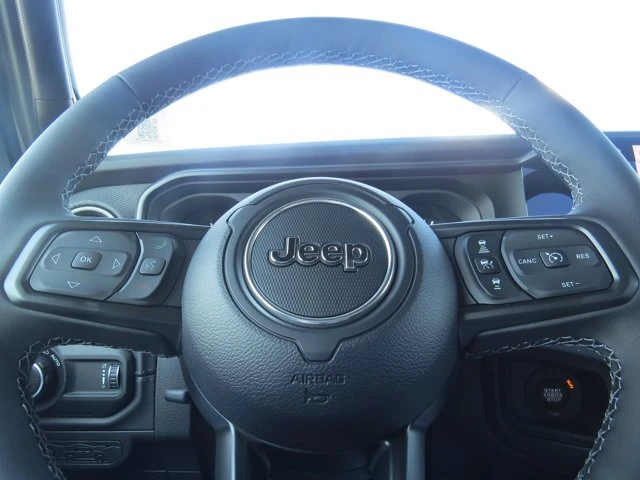 2026 Jeep JT Gladiator - Image 17 of 20