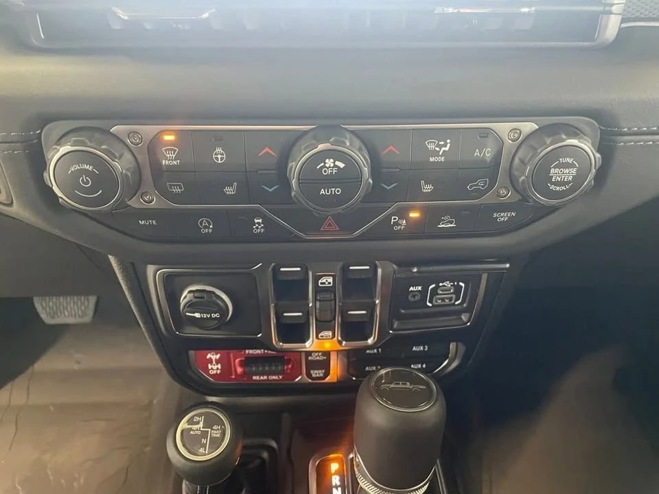 2026 Jeep JT Gladiator - Image 15 of 15