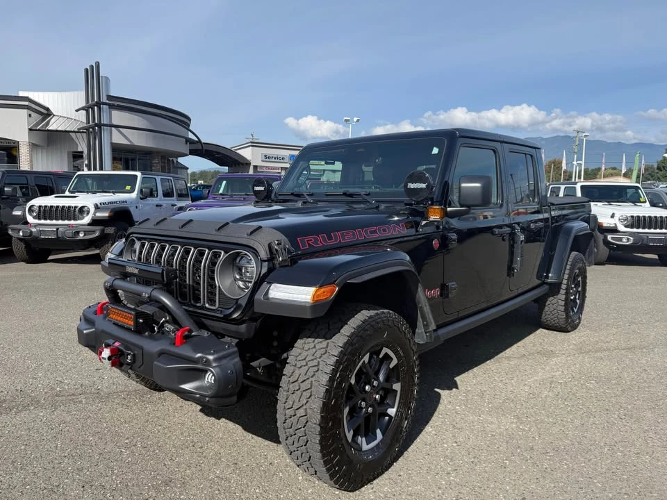 2026 Jeep JT Gladiator - Image 2 of 19