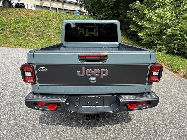 2026 Jeep JT Gladiator - Image 8 of 30