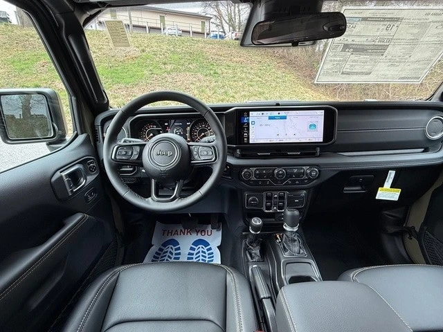 2026 Jeep JT Gladiator - Image 11 of 21