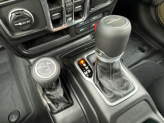 2026 Jeep JT Gladiator - Image 24 of 29