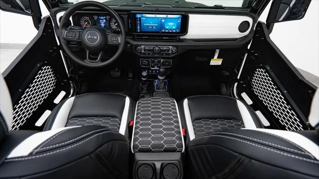 2026 Jeep JT Gladiator - Image 2 of 21