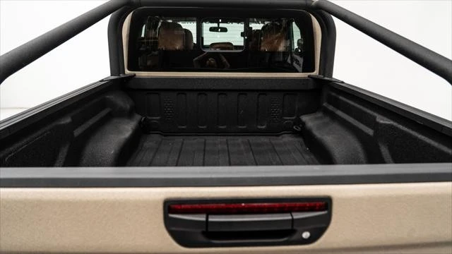 2026 Jeep JT Gladiator - Image 11 of 21