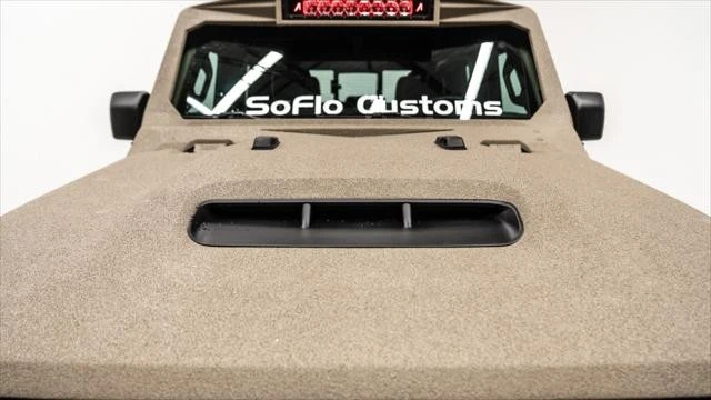 2026 Jeep JT Gladiator - Image 17 of 21