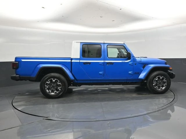 2026 Jeep JT Gladiator - Image 2 of 20