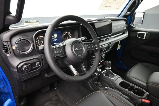 2026 Jeep JT Gladiator - Image 5 of 20