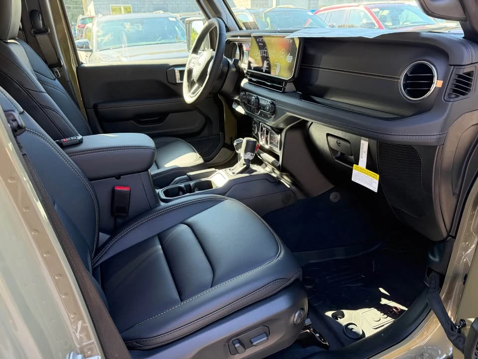 2026 Jeep JT Gladiator - Image 16 of 16