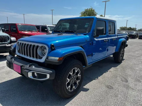 2026 Jeep Gladiator Sahara 4x4