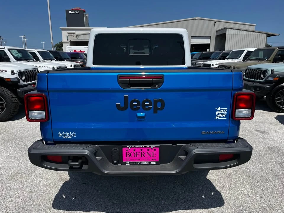 2026 Jeep JT Gladiator - Image 6 of 14