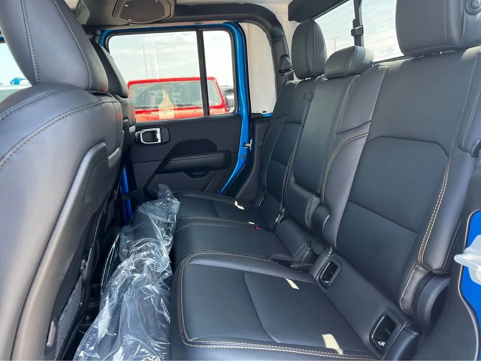 2026 Jeep JT Gladiator - Image 14 of 14