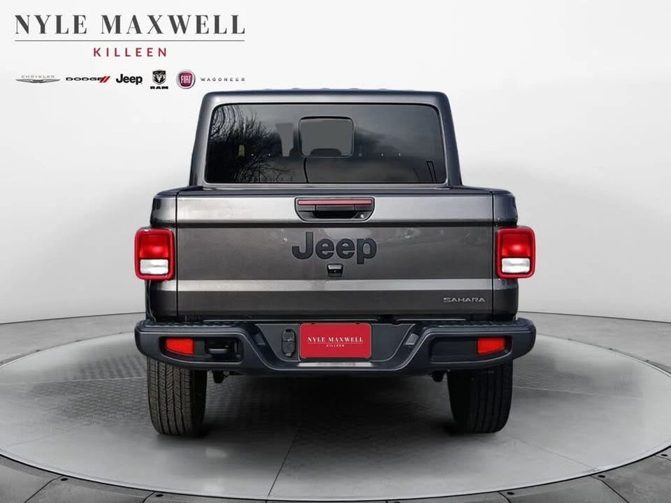 2026 Jeep JT Gladiator - Image 5 of 20