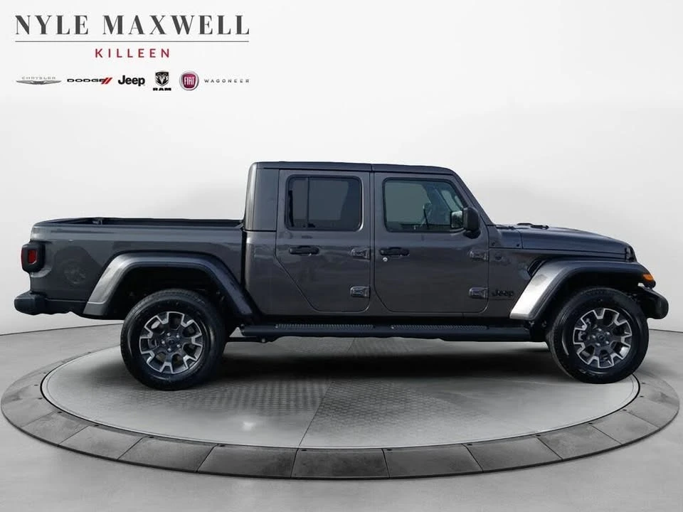 2026 Jeep JT Gladiator - Image 7 of 20