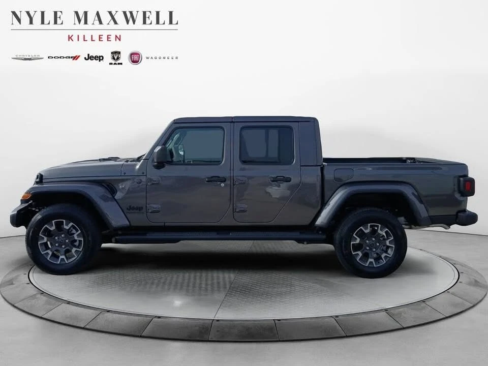 2026 Jeep JT Gladiator - Image 3 of 20