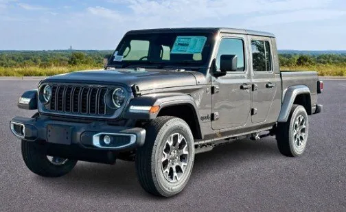 2026 Jeep Gladiator Sahara