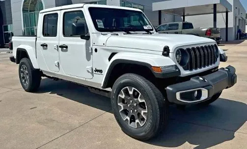 2026 Jeep Gladiator Sahara