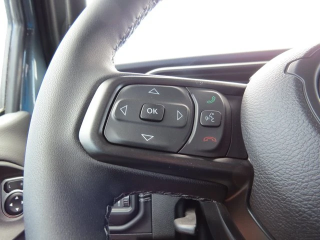 2026 Jeep JT Gladiator - Image 13 of 20