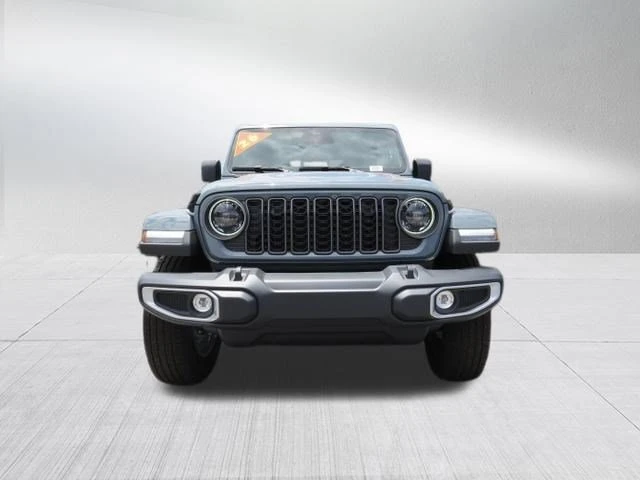 2026 Jeep JT Gladiator - Image 5 of 20