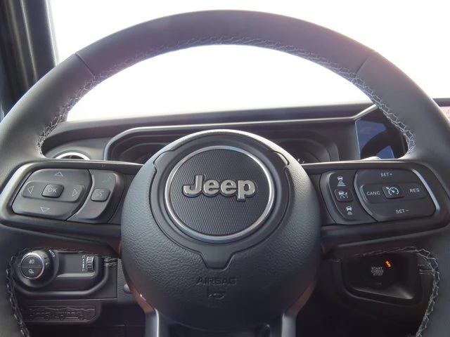 2026 Jeep JT Gladiator - Image 12 of 20