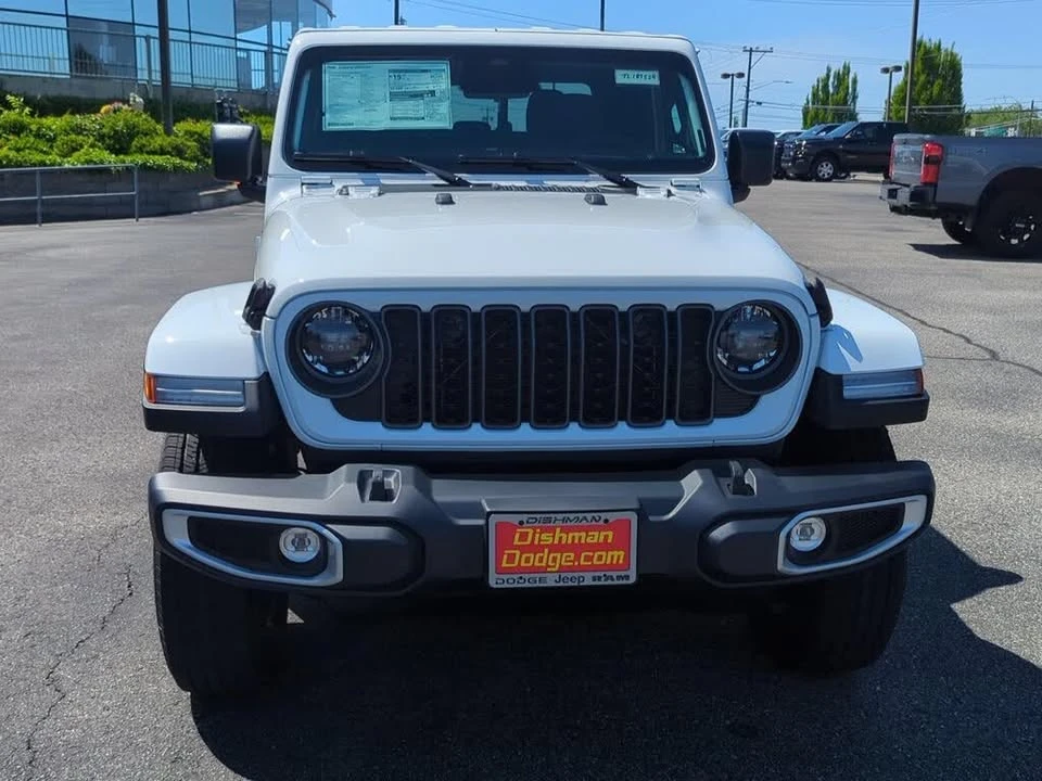 2026 Jeep JT Gladiator - Image 2 of 20