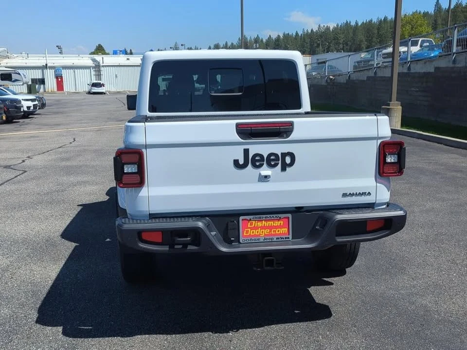 2026 Jeep JT Gladiator - Image 5 of 20