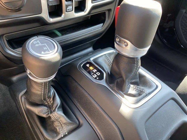 2026 Jeep JT Gladiator - Image 13 of 16