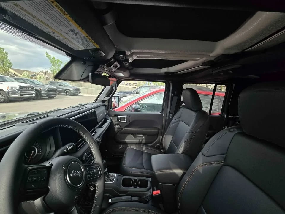 2026 Jeep JT Gladiator - Image 3 of 4