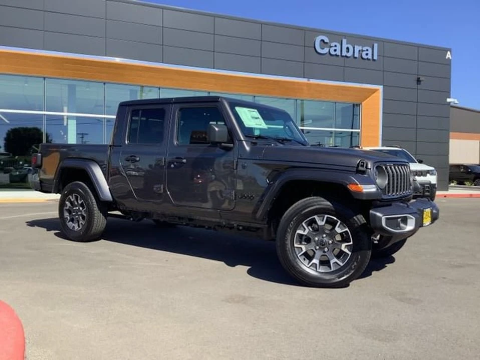 2026 Jeep JT Gladiator - Image 5 of 9