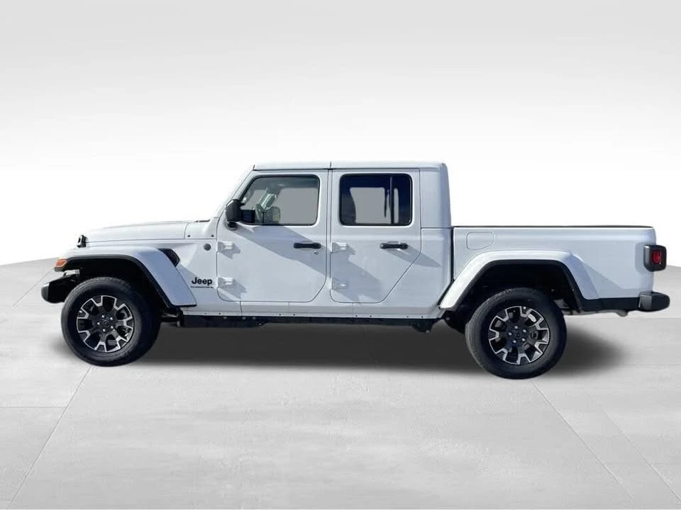 2026 Jeep JT Gladiator - Image 8 of 20