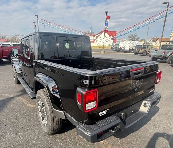2026 Jeep JT Gladiator - Image 7 of 20