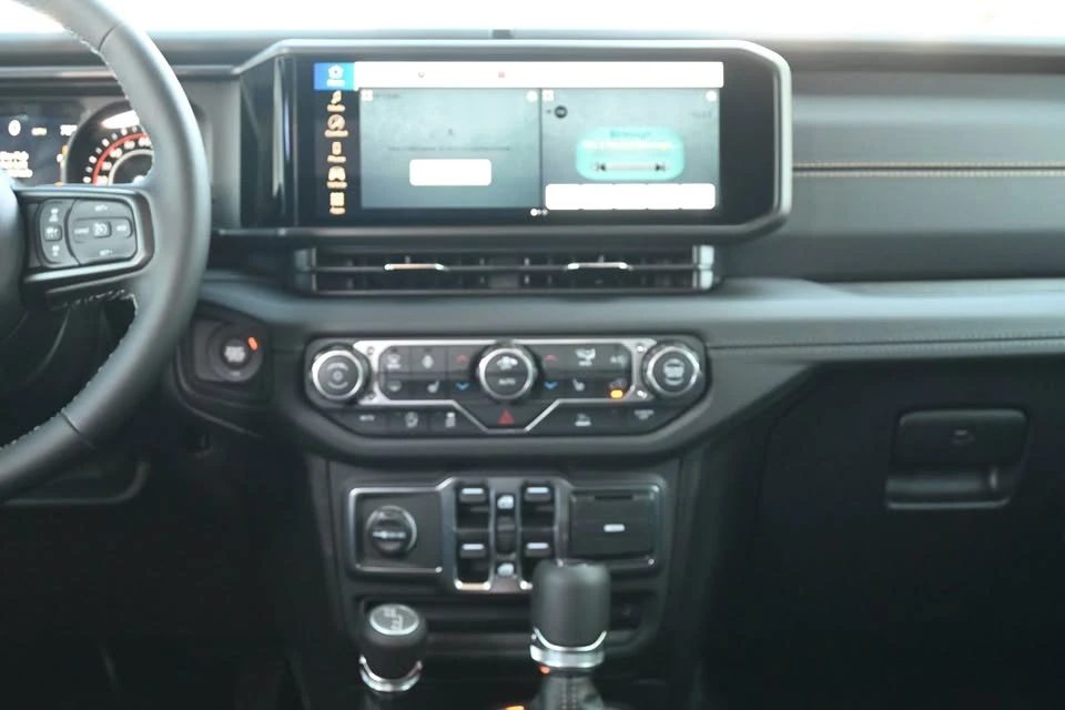 2026 Jeep JT Gladiator - Image 19 of 19
