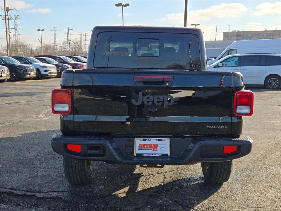 2026 Jeep JT Gladiator - Image 12 of 20
