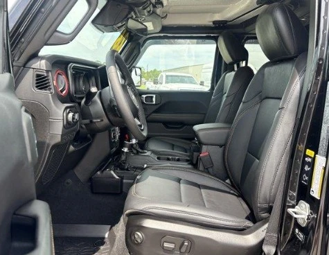 2026 Jeep JT Gladiator - Image 2 of 12
