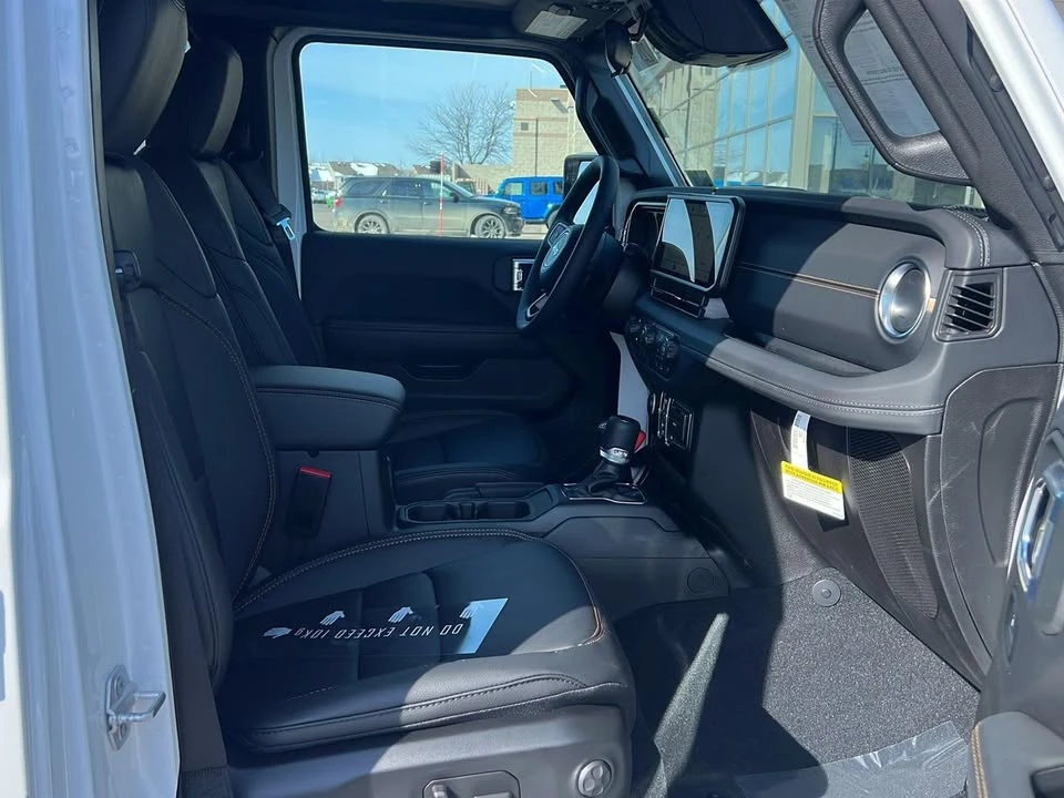 2026 Jeep JT Gladiator - Image 19 of 19