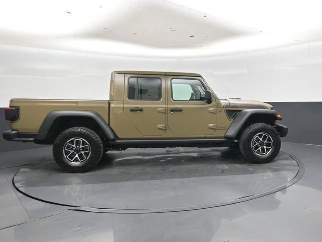 2026 Jeep JT Gladiator - Image 2 of 8