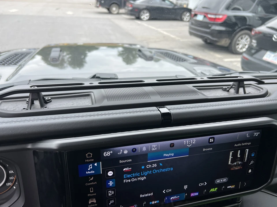 2026 Jeep JT Gladiator - Image 27 of 31