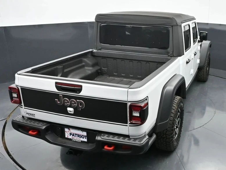 2026 Jeep JT Gladiator - Image 12 of 12
