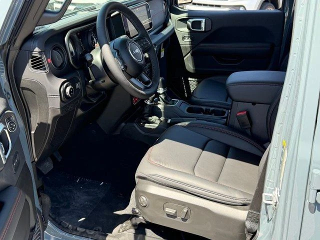 2026 Jeep JT Gladiator - Image 11 of 20