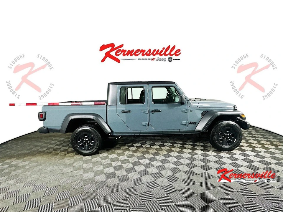 2026 Jeep JT Gladiator - Image 8 of 21