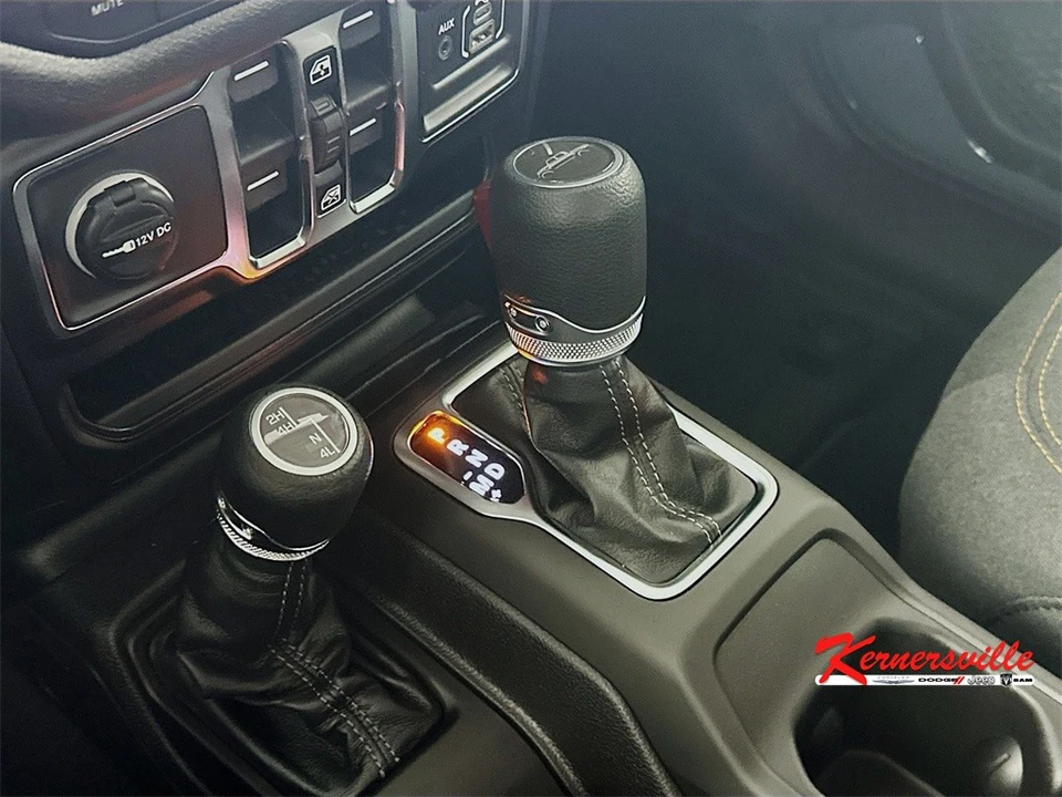 2026 Jeep JT Gladiator - Image 12 of 21