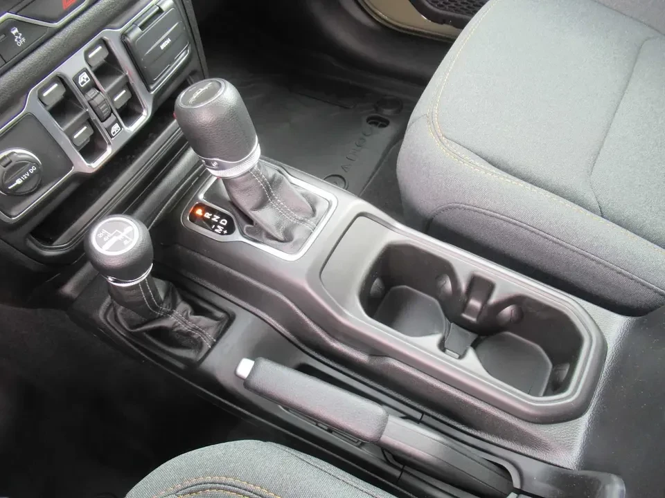 2026 Jeep JT Gladiator - Image 13 of 15