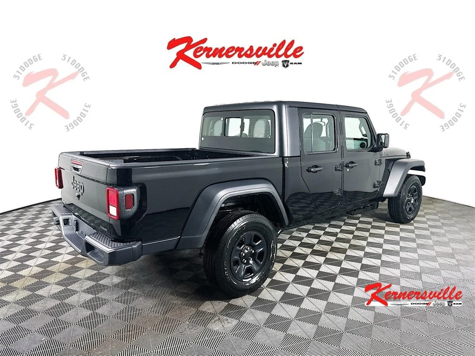 2026 Jeep JT Gladiator - Image 7 of 21