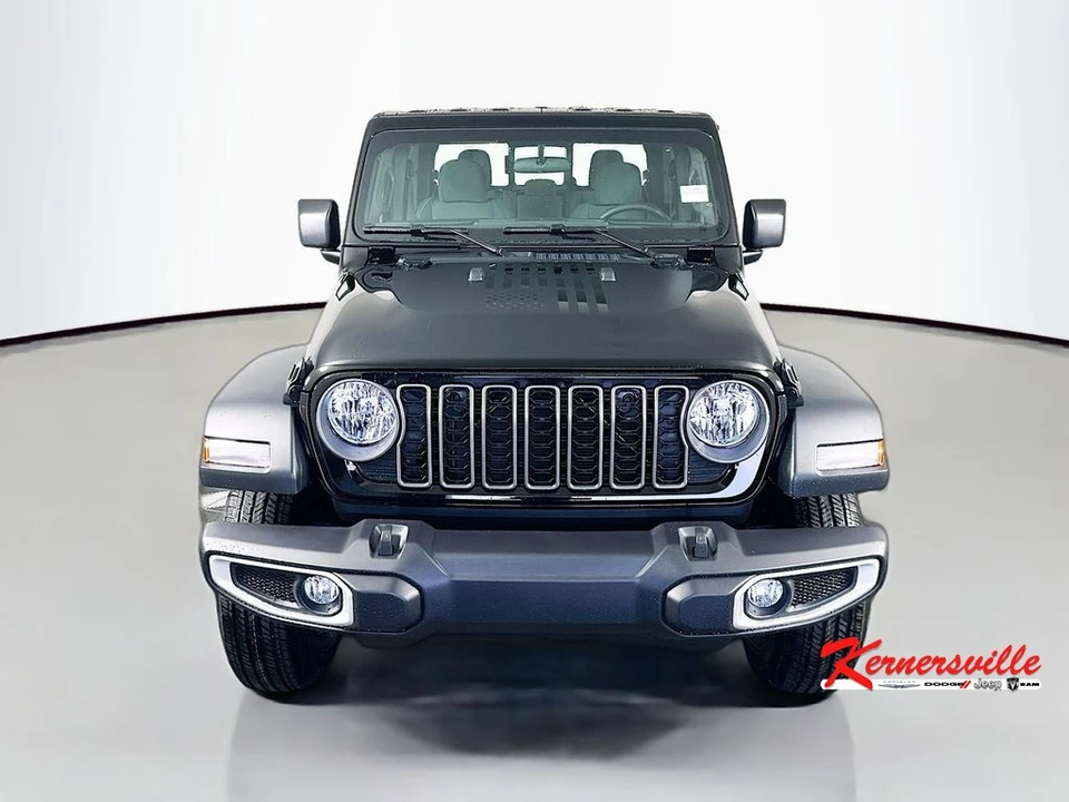 2026 Jeep JT Gladiator - Image 2 of 12