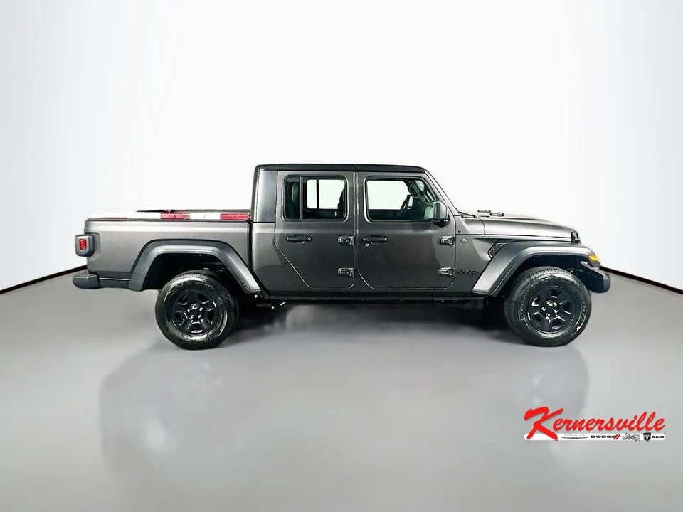 2026 Jeep JT Gladiator - Image 8 of 12