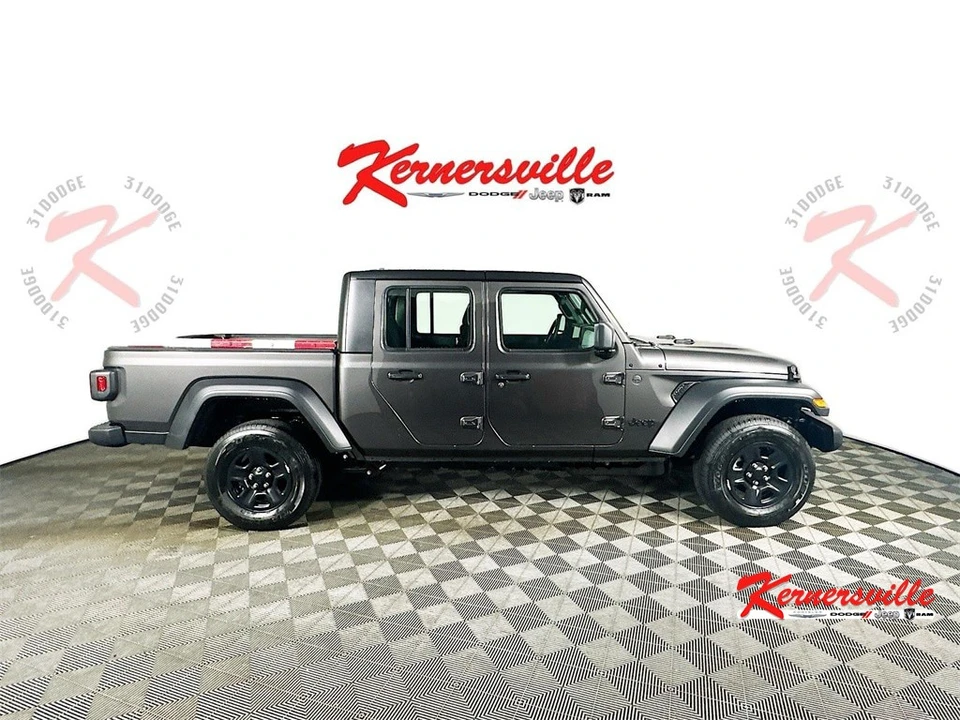 2026 Jeep JT Gladiator - Image 8 of 21