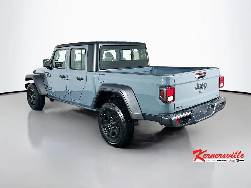 2026 Jeep JT Gladiator - Image 5 of 12