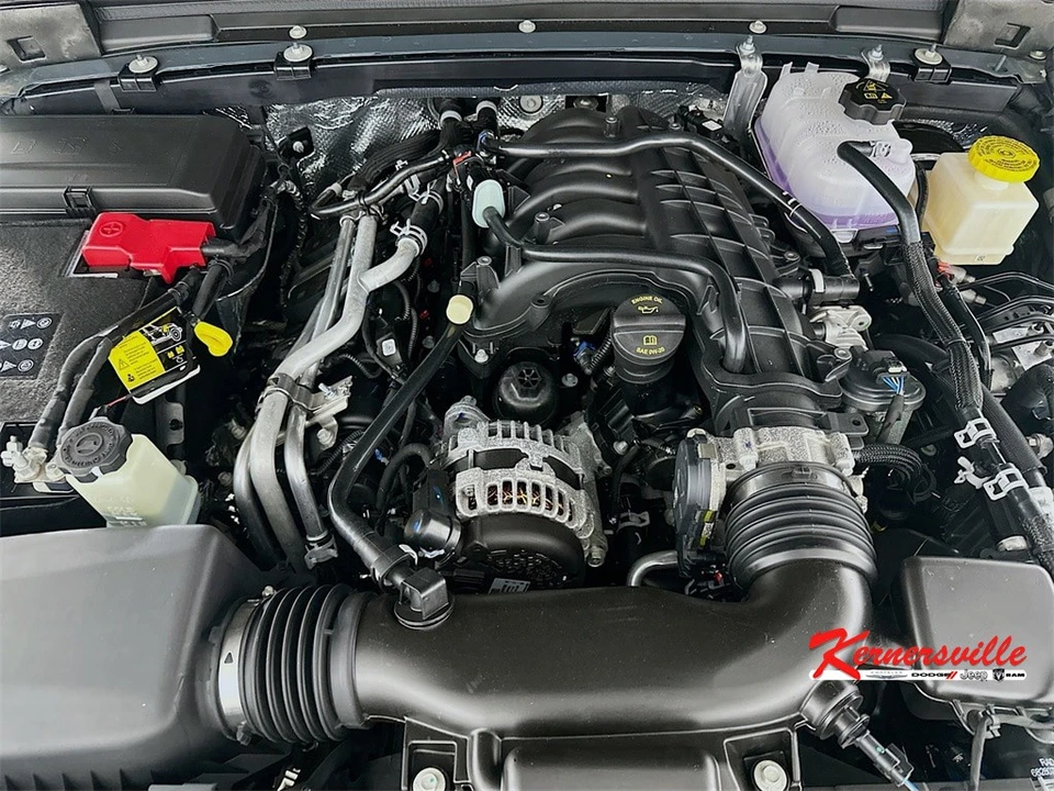 2026 Jeep JT Gladiator - Image 18 of 21